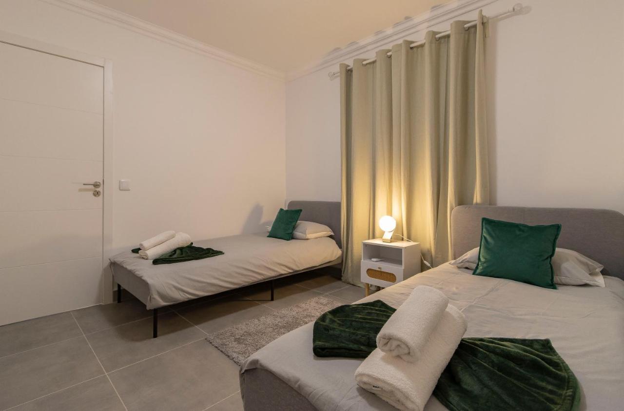 3 Minutes To The Beach, 2 Bedroom Amazing Apt With Balcony, Bbq Grill And Pool Sagres Zewnętrze zdjęcie